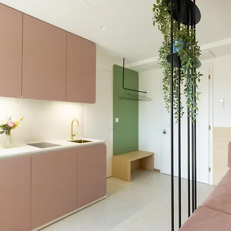 Eagle's Nest ゲストハウス 3*